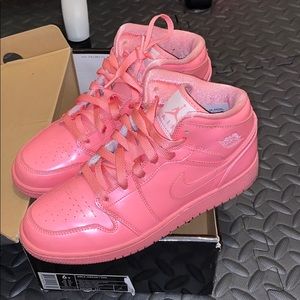 Rare All Pink Patent Retro 1 🦩
